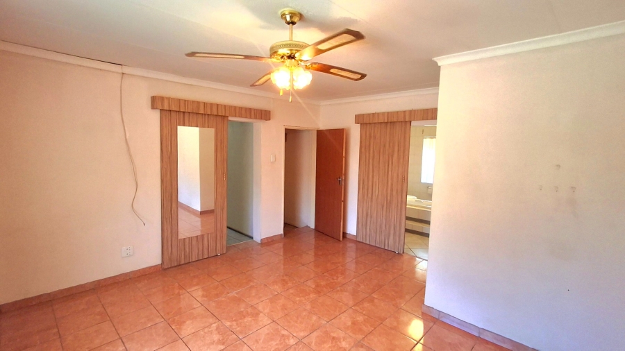 3 Bedroom Property for Sale in Roodia Free State